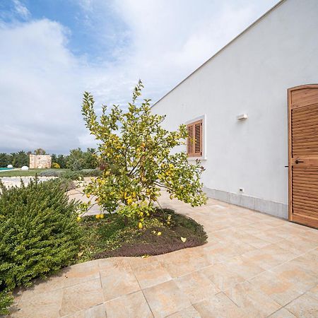 Private Pool & Parking Donna Lina Conversano Exterior foto