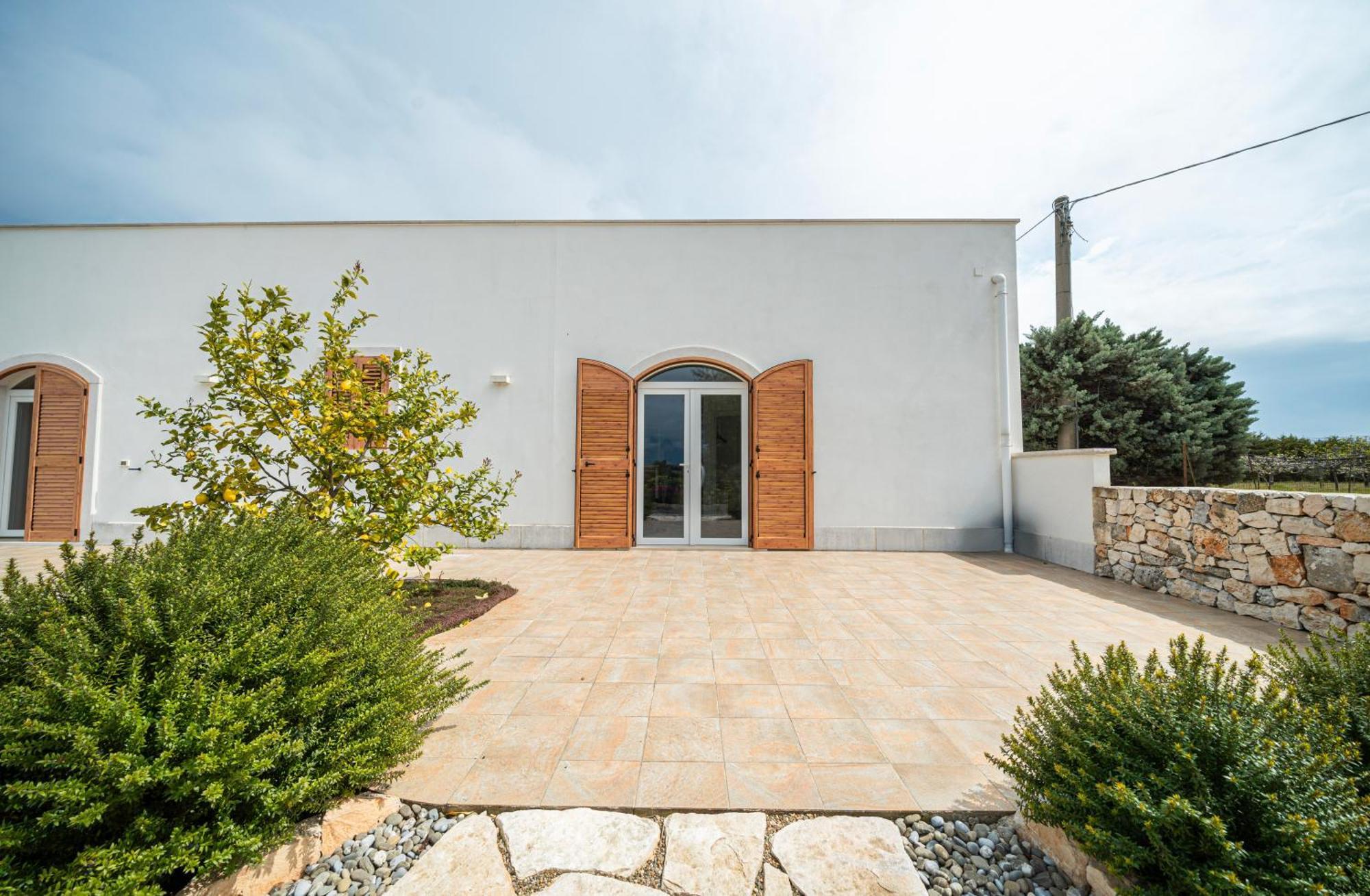 Private Pool & Parking Donna Lina Conversano Exterior foto