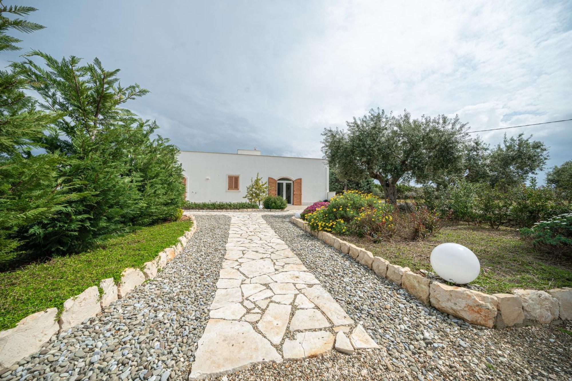 Private Pool & Parking Donna Lina Conversano Exterior foto